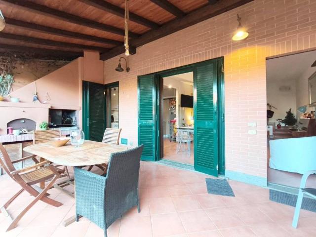 Villetta a schiera in vendita a Roma RM