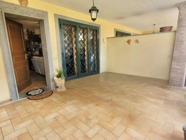 Villetta a schiera in vendita a Roma RM