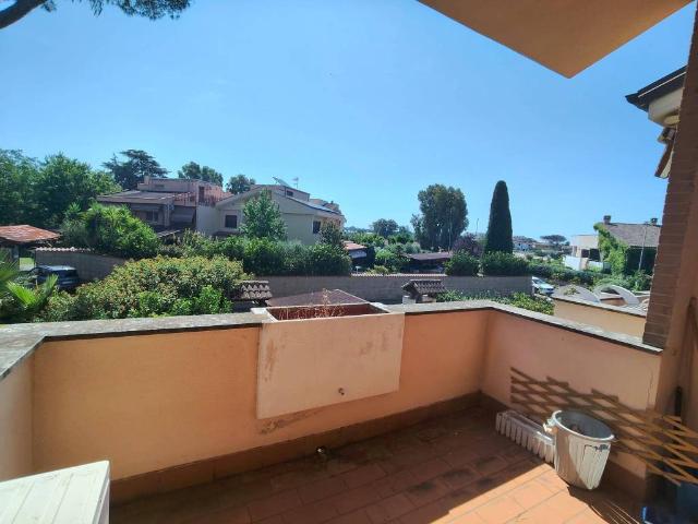 Villetta a schiera in vendita a Roma RM