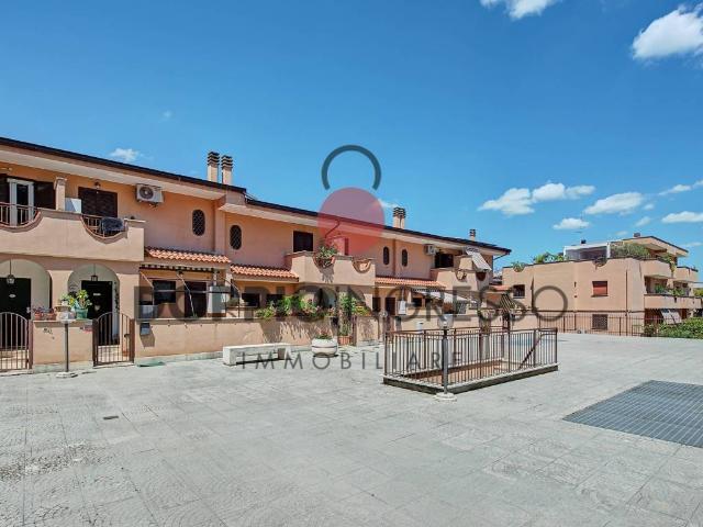 Villetta a schiera in vendita a Roma RM