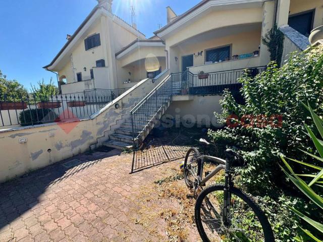 Villetta a schiera in vendita a Roma RM