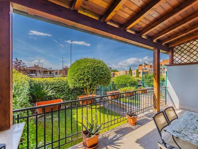 Villetta a schiera in vendita a Roma RM