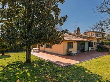 Villetta a schiera in vendita a Roma RM