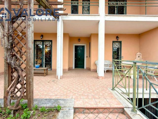 Villetta a schiera in vendita a Roma RM