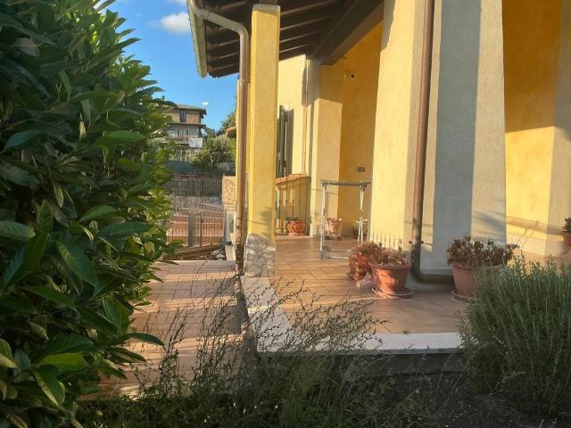 Villetta a schiera in vendita a Roma RM