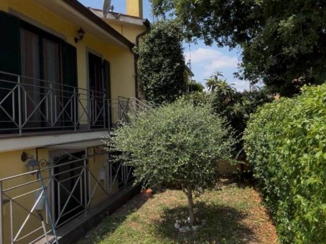 Villetta a schiera in vendita a Roma RM