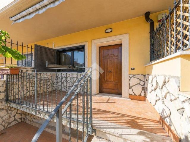 Villetta a schiera in vendita a Roma RM