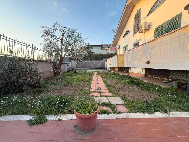 Villa in vendita a Roma RM