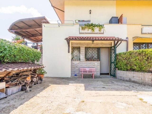Villetta a schiera in vendita a Roma RM