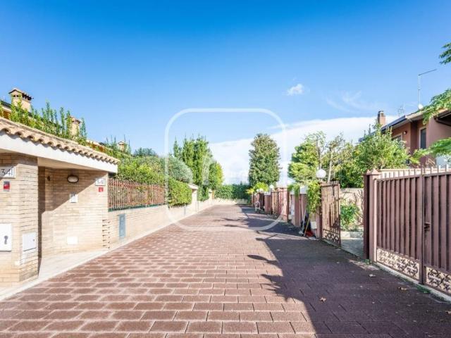 Villetta a schiera in vendita a Roma RM