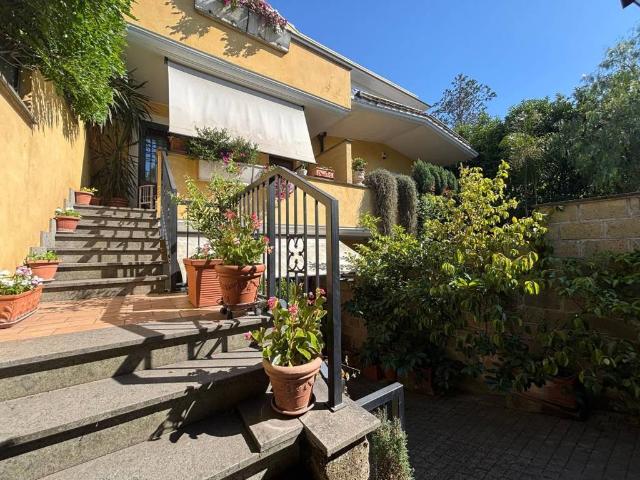 Villetta a schiera in vendita a Roma RM