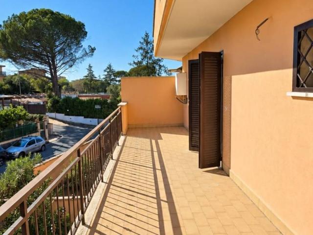 Villetta a schiera in vendita a Roma RM
