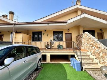 Villetta a schiera in vendita a Roma RM