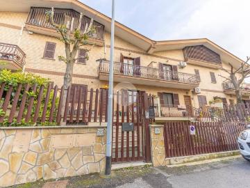 Villetta a schiera in vendita a Roma RM