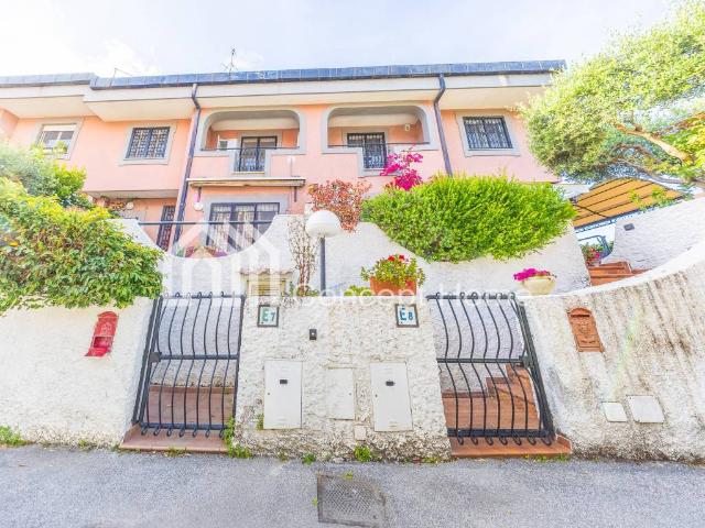 Villetta a schiera in vendita a Roma RM