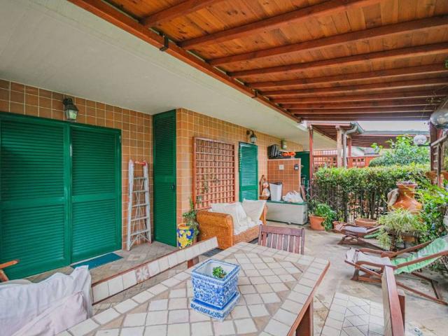Villetta a schiera in vendita a Roma RM
