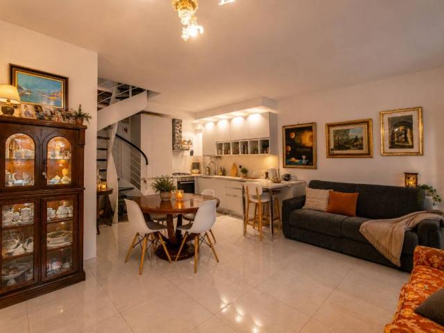 Villetta a schiera in vendita a Roma RM