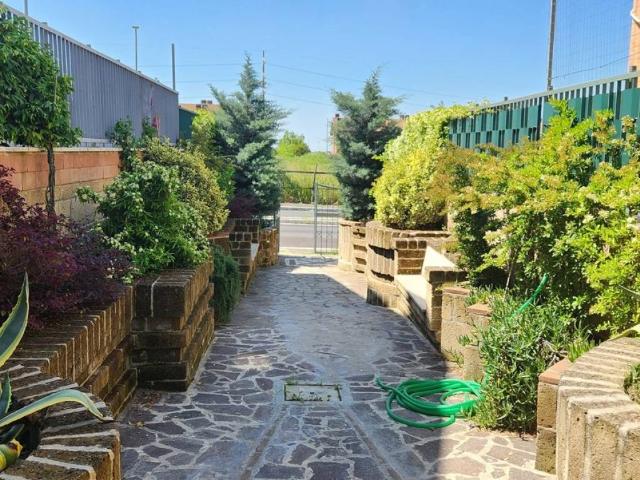 Villetta a schiera in vendita a Roma RM