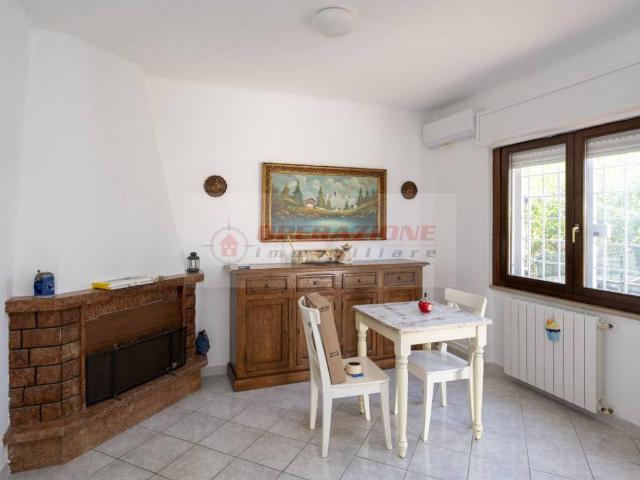 Villetta a schiera in vendita a Roma RM
