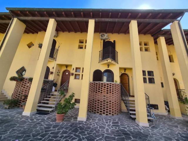 Villetta a schiera in vendita a Roma RM