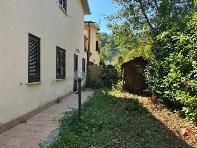 Villetta a schiera in vendita a Ronciglione VT