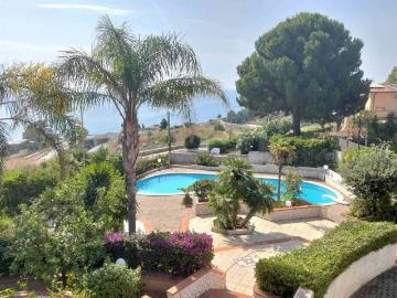 Villetta a schiera in vendita a Roseto Capo Spulico CS