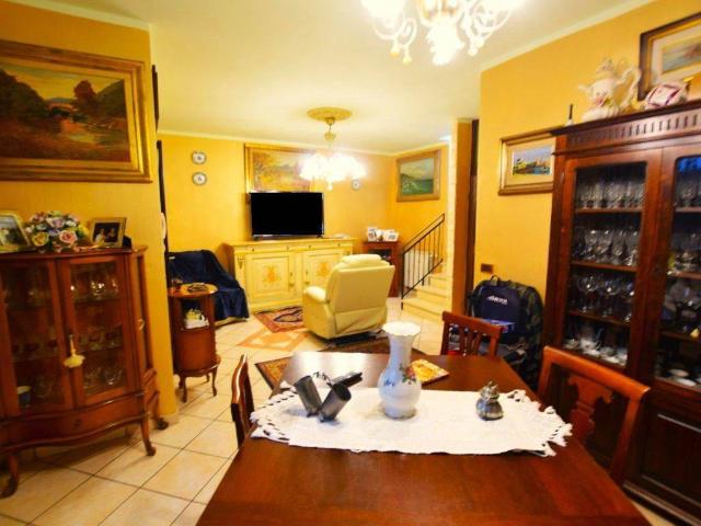 Villetta a schiera in vendita a Rosignano Marittimo LI