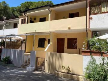 Villetta a schiera in vendita a Stalettì CZ