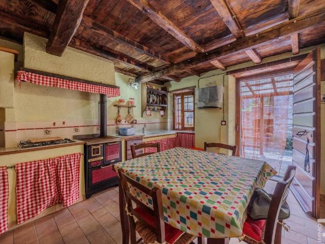 Villetta a schiera in vendita a Stazzema LU