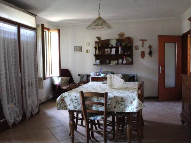 Villetta a schiera in vendita a Stienta RO