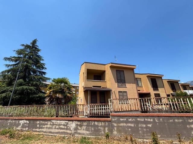 Villetta a schiera in vendita a Sulmona AQ