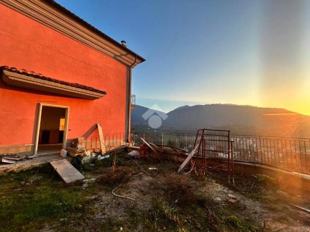 Villetta a schiera in vendita a Salza Irpina AV