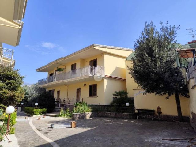Villetta a schiera in vendita a San Felice a Cancello CE