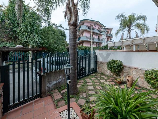 Villetta a schiera in vendita a San Giovanni la Punta CT