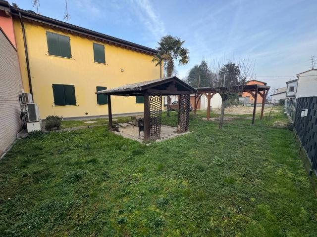 Villetta a schiera in vendita a San Possidonio MO