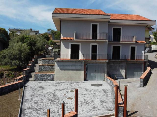 Villetta a schiera in vendita a Santa Venerina CT
