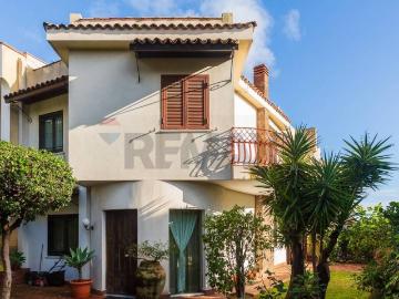 Villa in vendita a Sant'Agata li Battiati CT