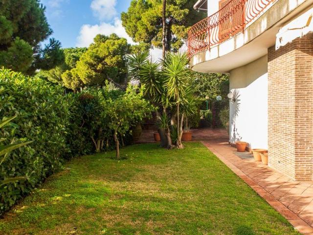 Villa in vendita a Sant'Agata li Battiati CT