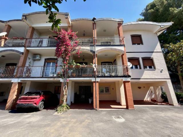 Villetta a schiera in vendita a Sant'Agata li Battiati CT