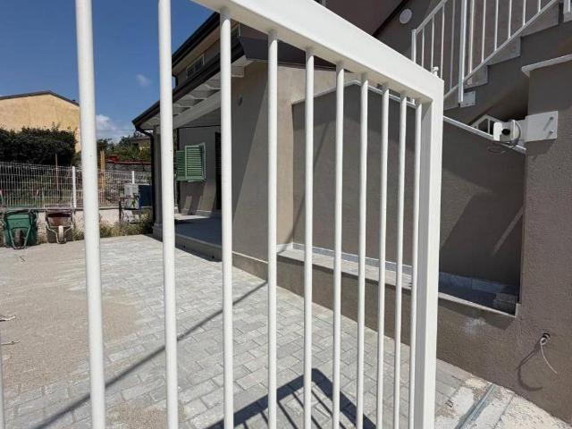 Villetta a schiera in vendita a Sarzana SP
