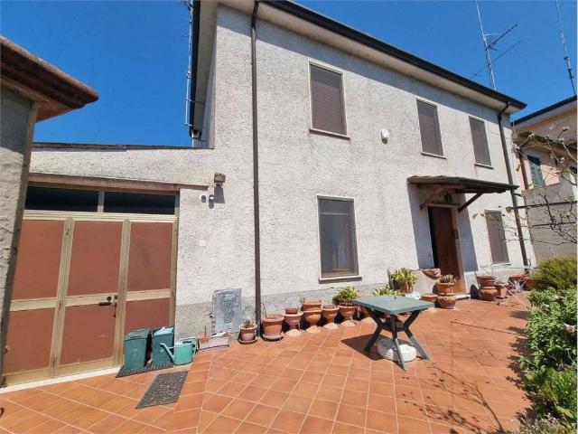 Villetta a schiera in vendita a Sarzana SP