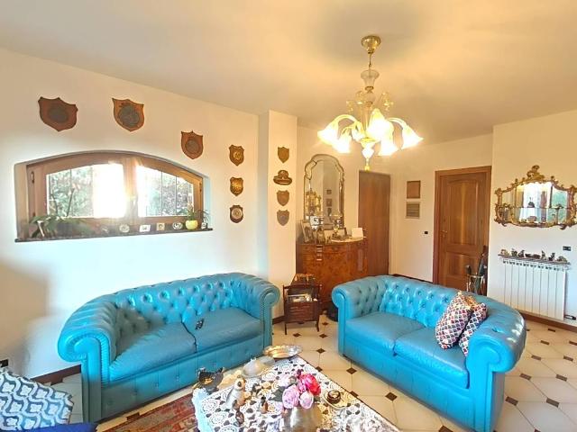 Villetta a schiera in vendita a Sarzana SP