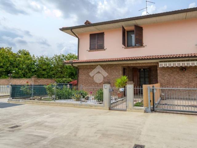Villetta a schiera in vendita a Savignano sul Panaro MO