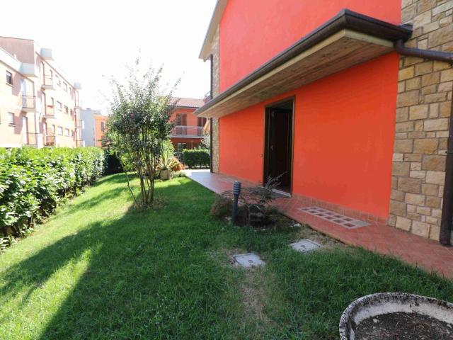 Villetta a schiera in vendita a Scanzorosciate BG