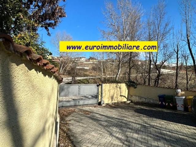 Villetta a schiera in vendita a Scoppito AQ