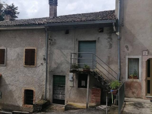 Villetta a schiera in vendita a Selva di Progno VR