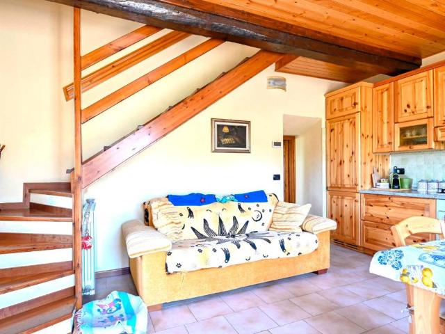 Villetta a schiera in vendita a Selvino BG