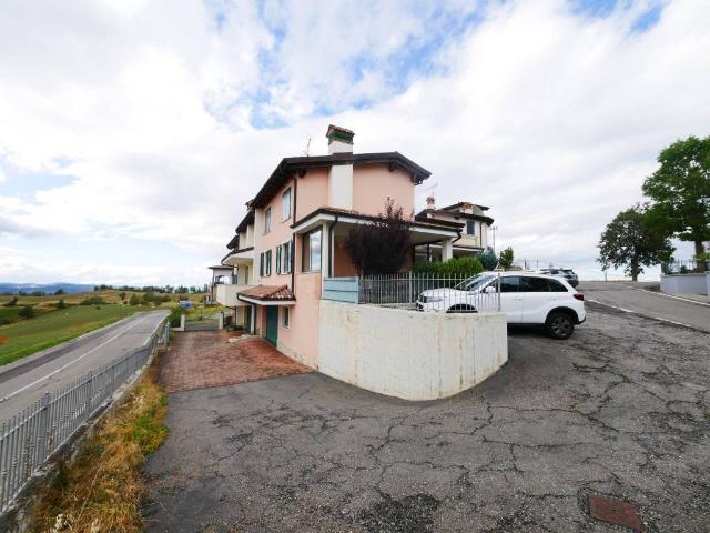 Villetta a schiera in vendita a Serramazzoni MO