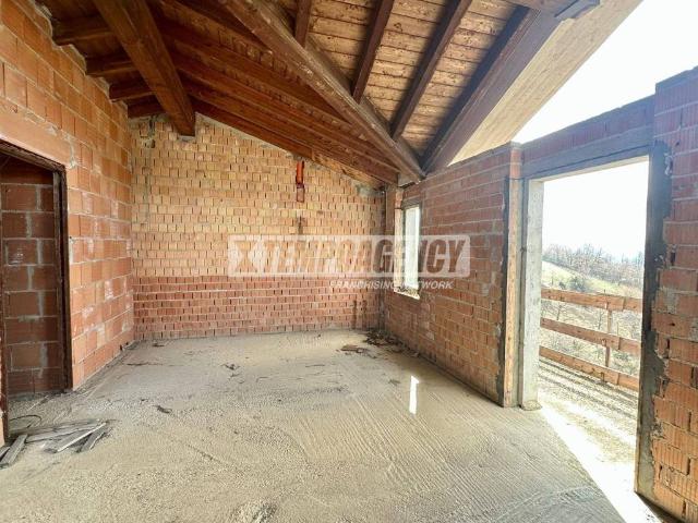 Villetta a schiera in vendita a Serramazzoni MO