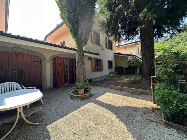 Villetta a schiera in vendita a Serramazzoni MO
